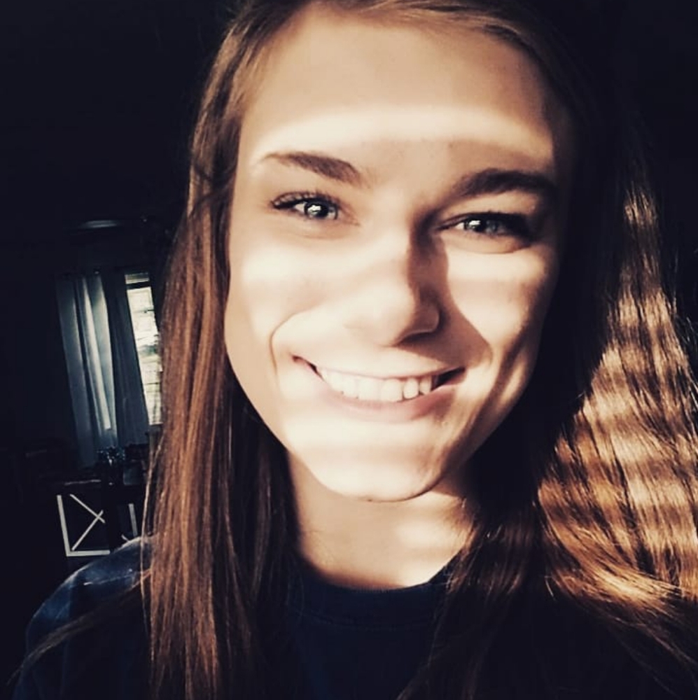 Meet your Posher, Rachael Halchishick